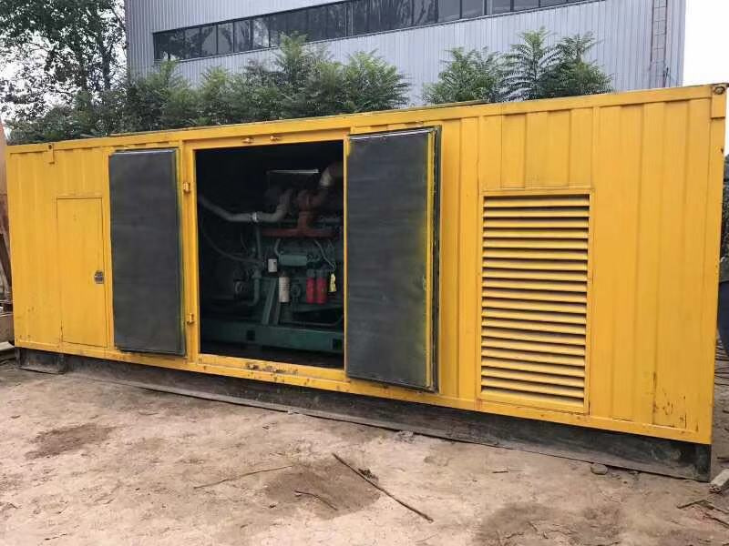 巴州柴油发电机组滤清器内充满机油但压力不足如何进行故障排查？