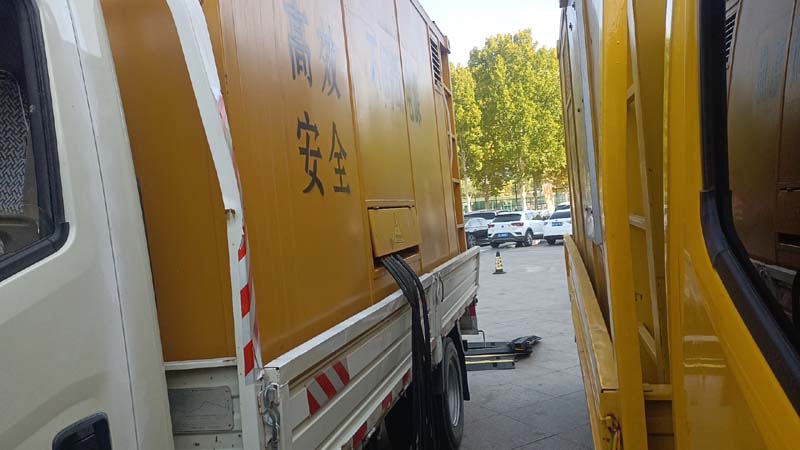 巴州如何判断柴油发电机组和UPS电源的切换时间是否符合要求？